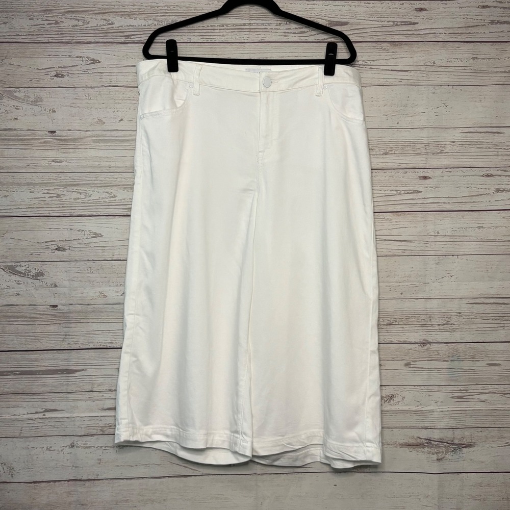 Lane Bryant White Flex Magic Waistband Mid-Rise Culotte Pants Size 18 Wide Leg